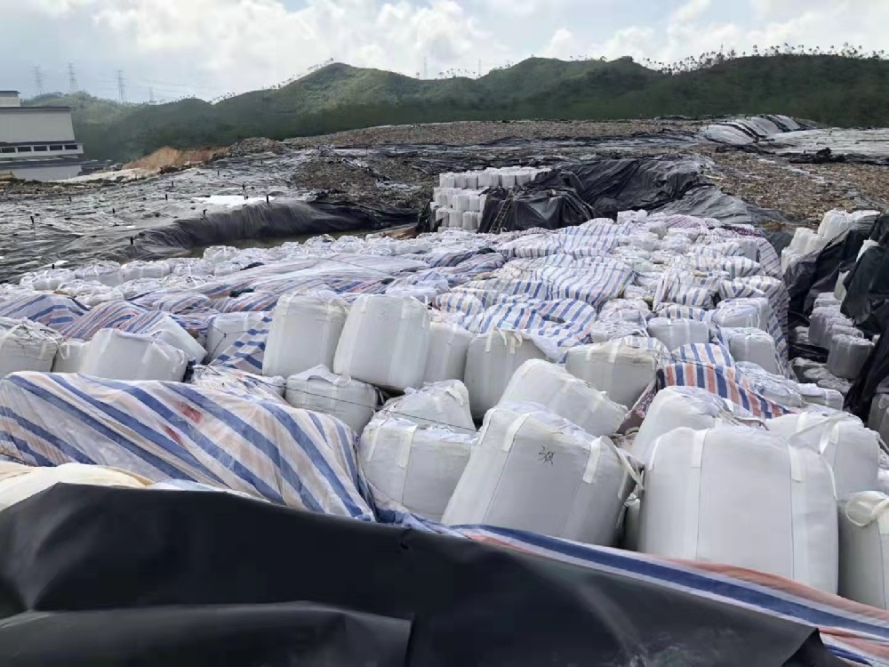 煤灰覆蓋土工膜工程案例